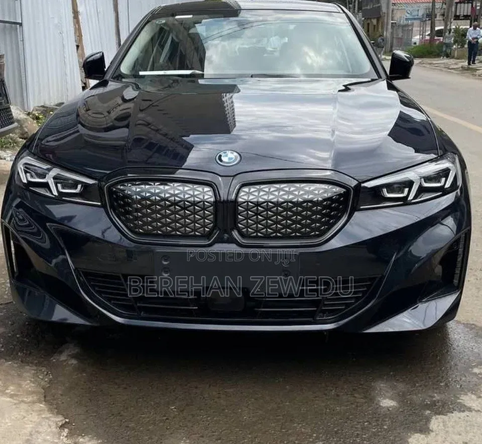New BMW iX 2025 Black