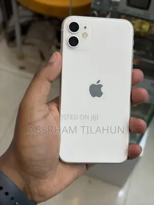 Apple iPhone 11 128 GB White