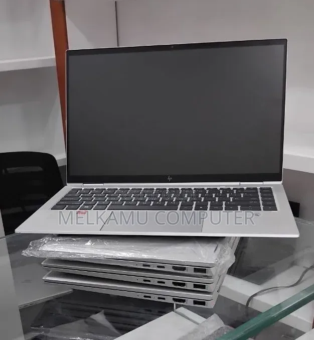 New Laptop HP EliteBook x360 1040 G7 16GB Intel Core i5 SSD 512GB