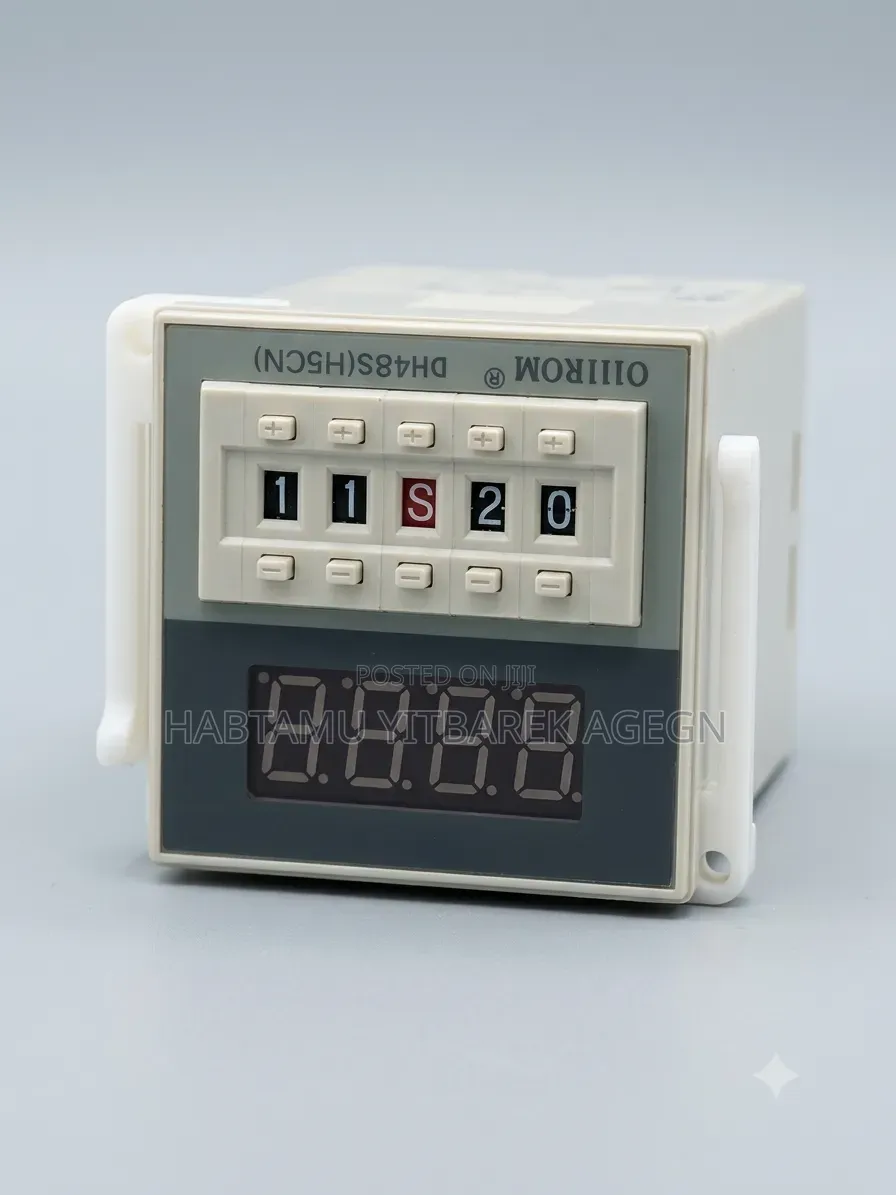 በጥሩ ሁኔታ ላይ ያለ ያገለገለ ዲጂታል ታይመር (Omron Dh48s / H5cn) – ብዛት 2