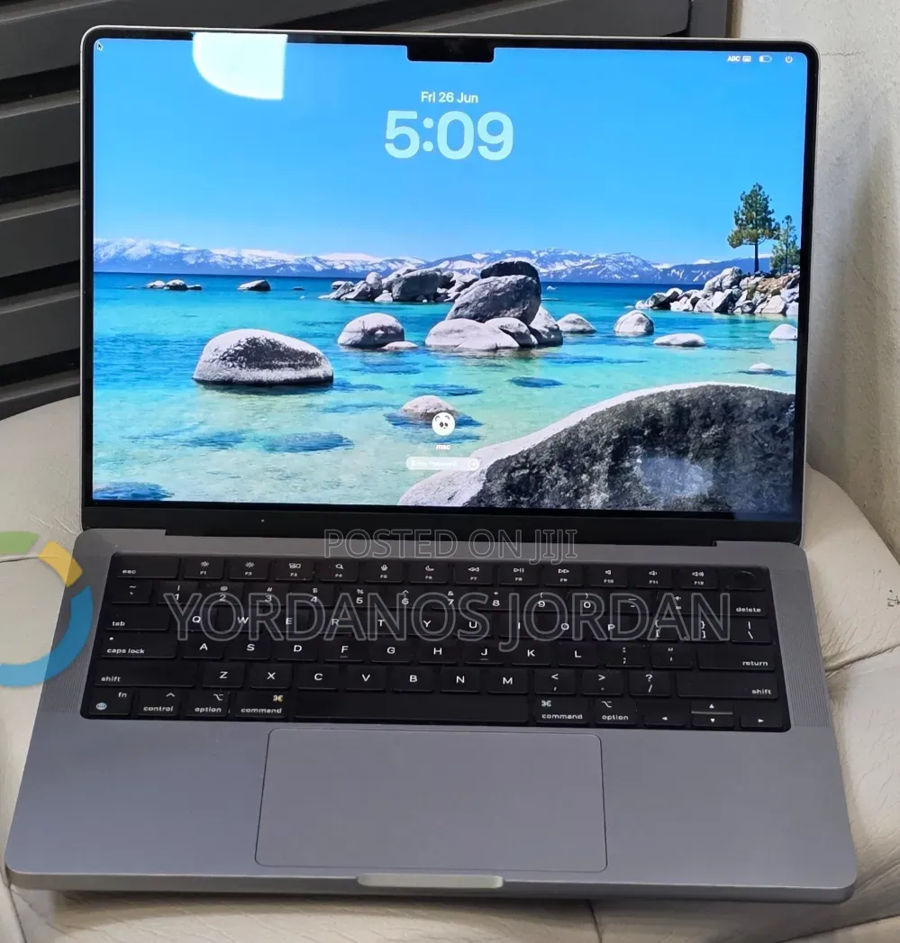 New Laptop Apple MacBook Pro 2021 M1 32GB Apple M1 Pro SSD 512GB