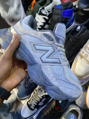 New Balance 9060