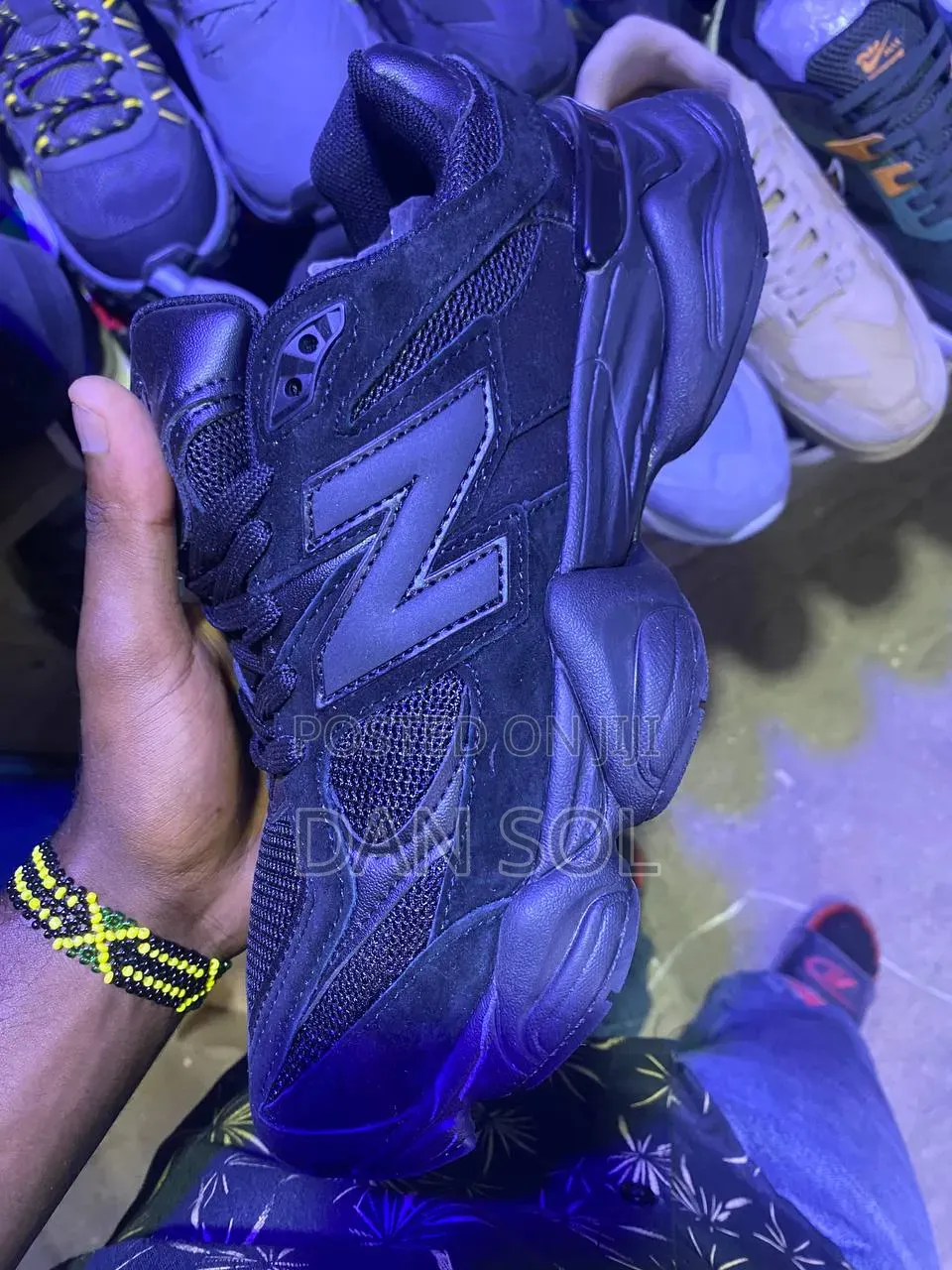 New Balance 9060
