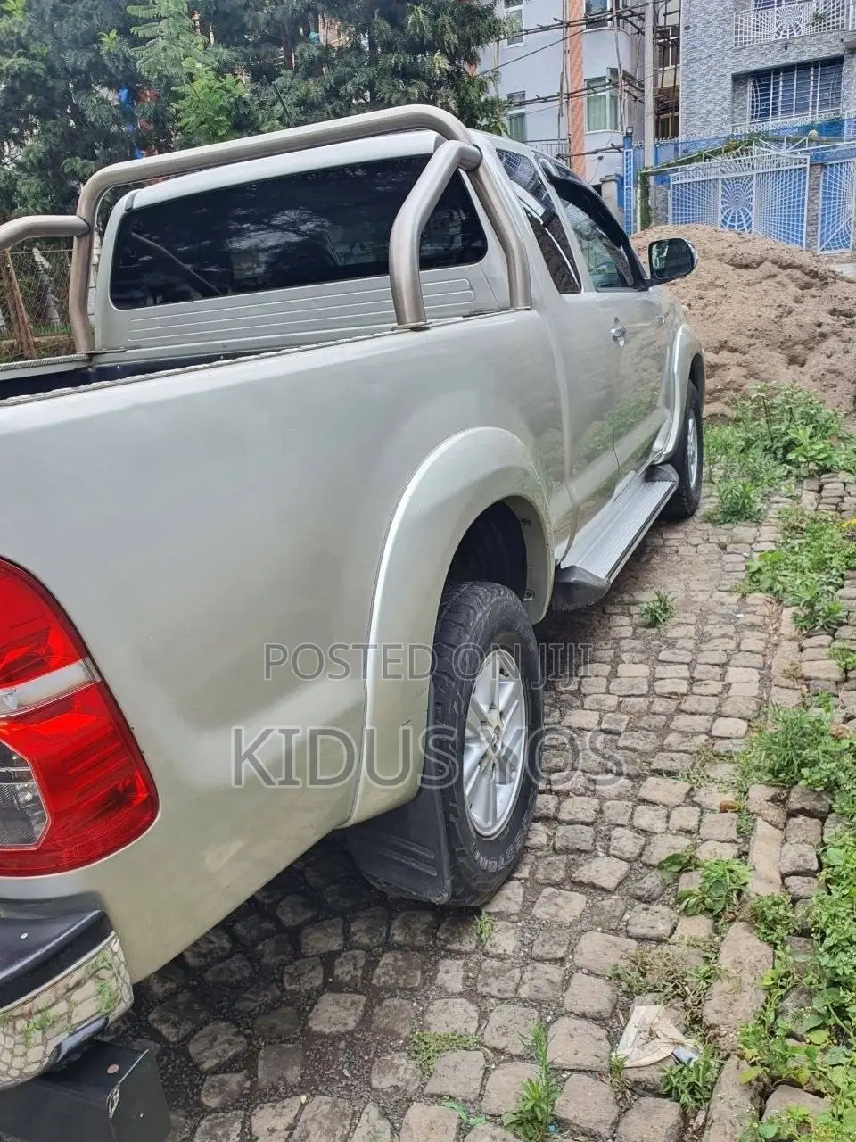 Toyota Hilux 2014 Silver