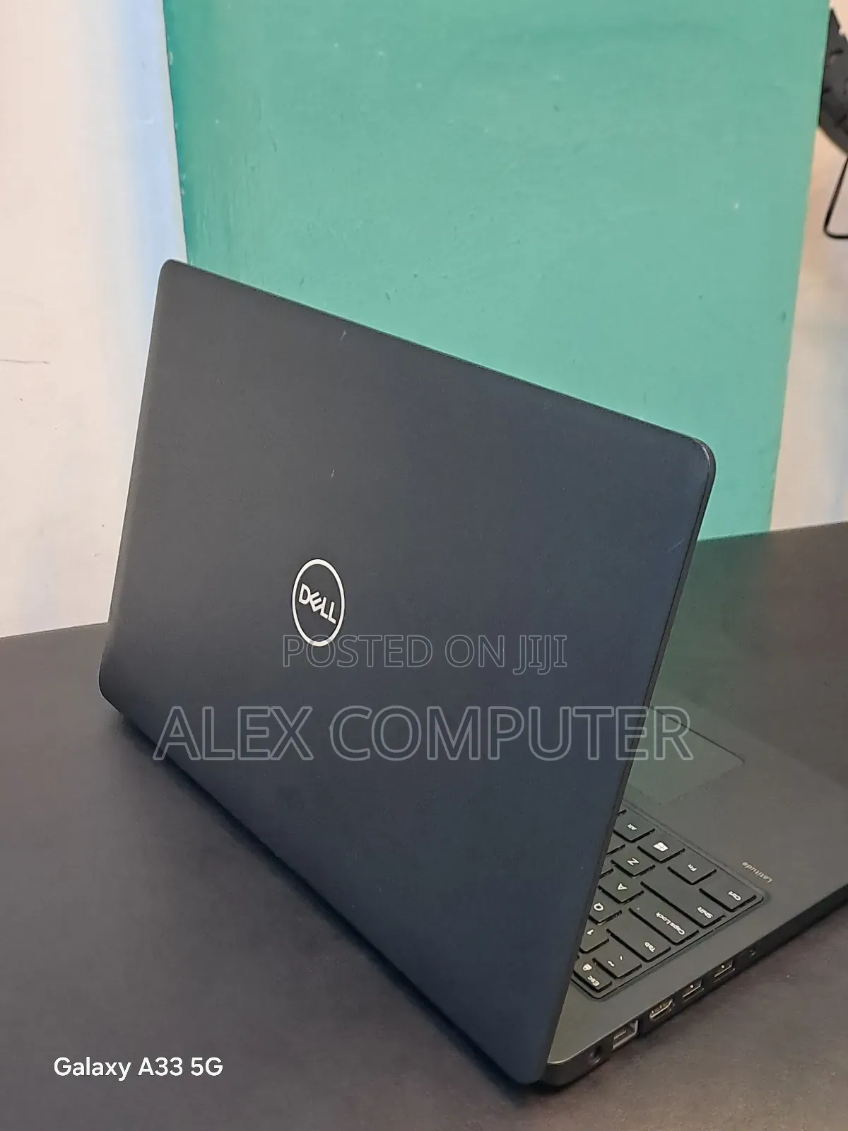 New Laptop Dell Latitude 15 3580 8GB Intel Core i3 SSD 128GB