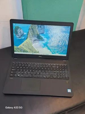 New Laptop Dell Latitude 15 3580 8GB Intel Core i3 SSD 128GB