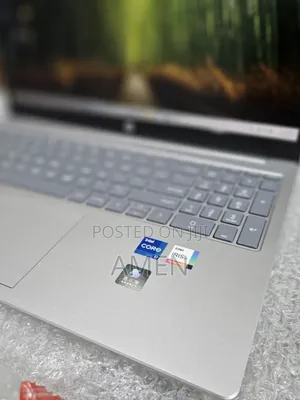 New Laptop HP Stream Notebook 16GB Intel Core i7 SSD 1T
