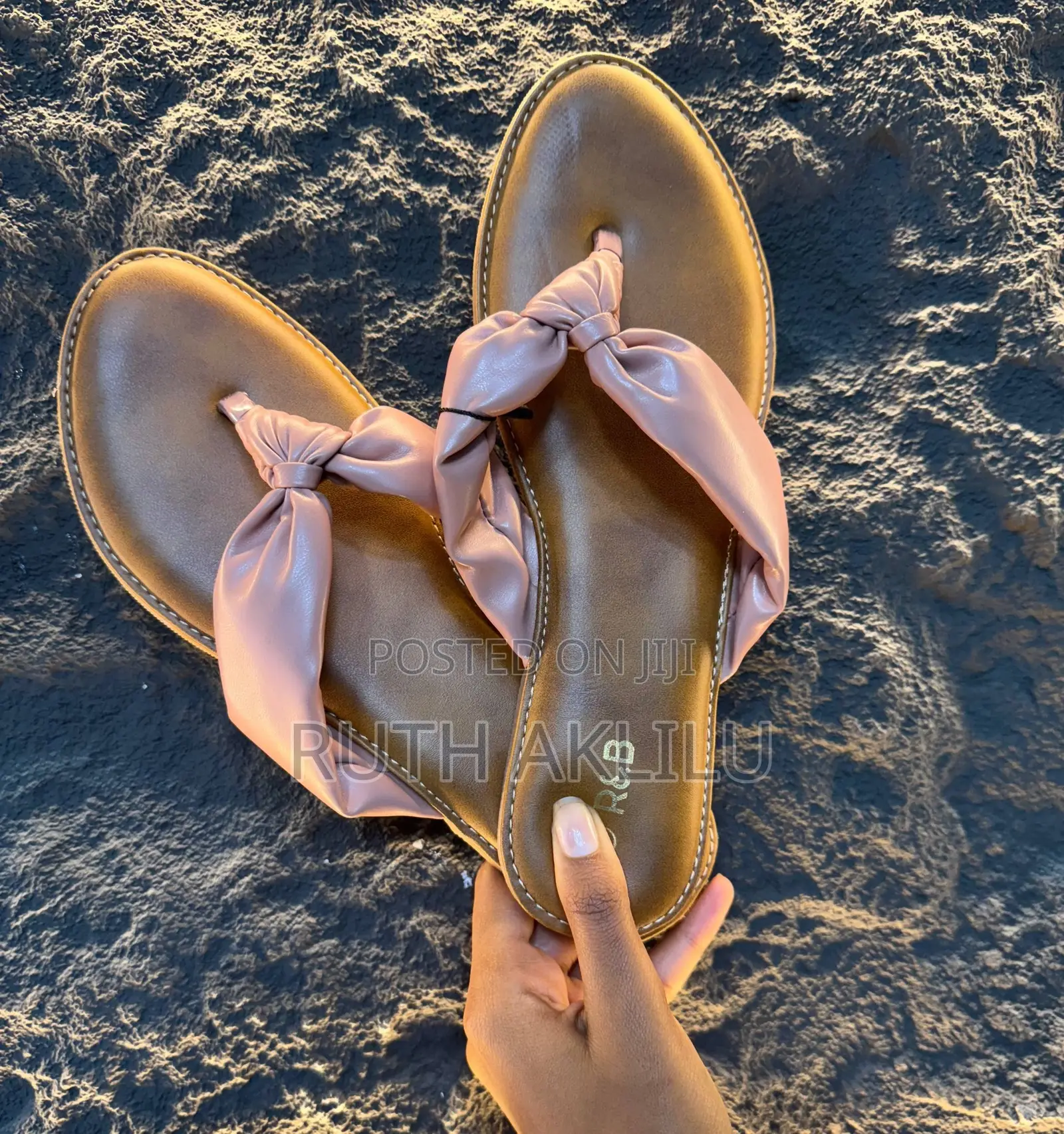 R B Flat Shoes