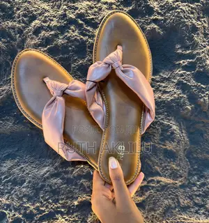 R B Flat Shoes
