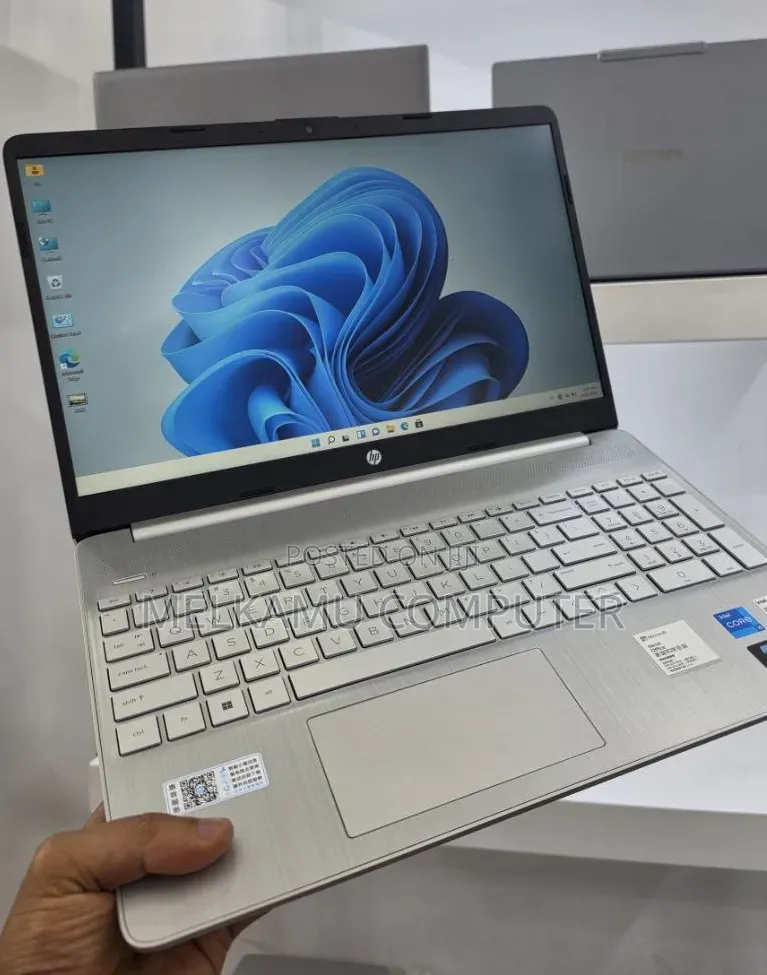 New Laptop HP Stream Notebook 16GB Intel Core i5 SSD 512GB