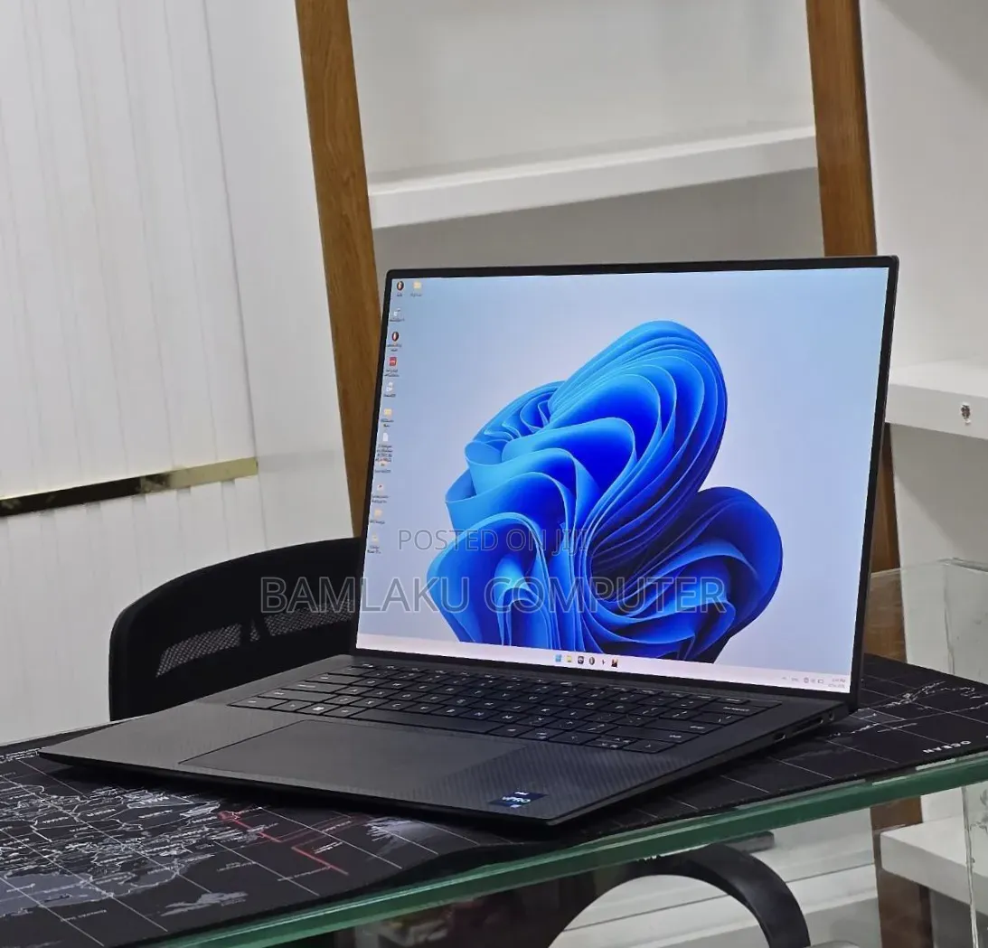 New Laptop Dell XPS 15 16GB Intel Core i7 SSD 1T
