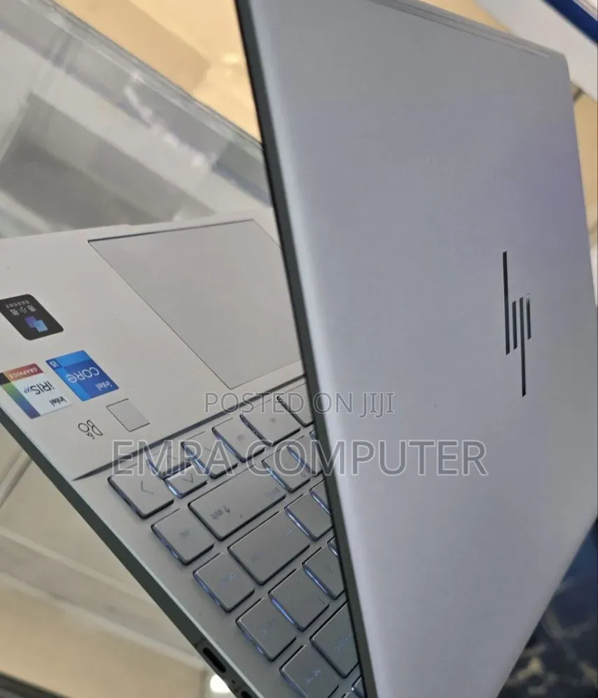 New Laptop HP 16GB Intel Core i5 SSD 512GB