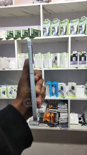 New Samsung Galaxy M17 5G 128 GB White