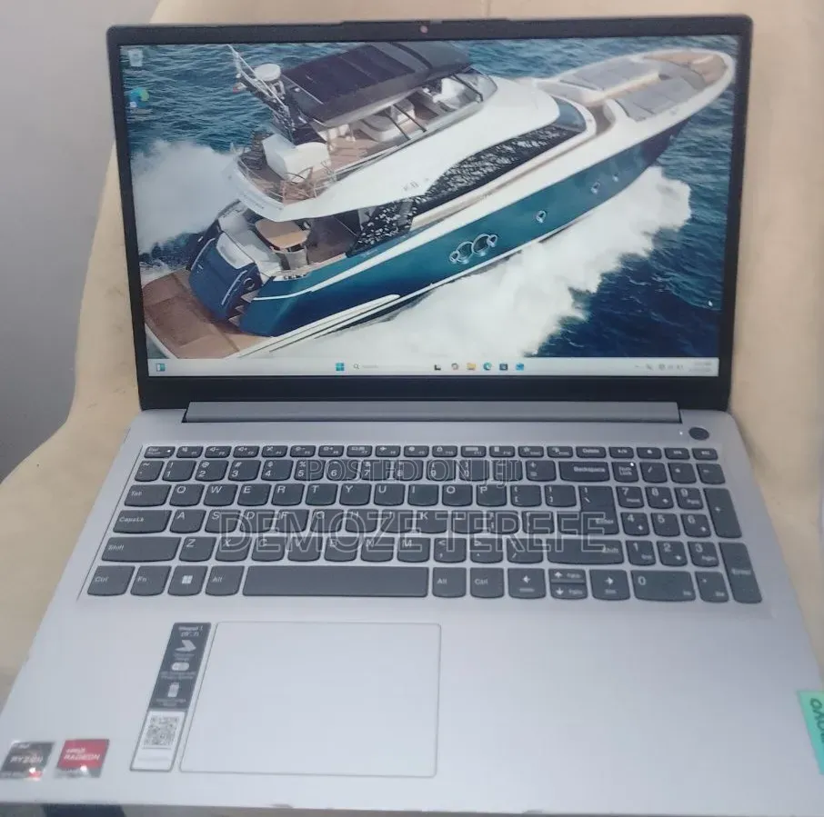 New Laptop Lenovo IdeaPad Flex 15 8GB AMD Ryzen 7 SSD 512GB