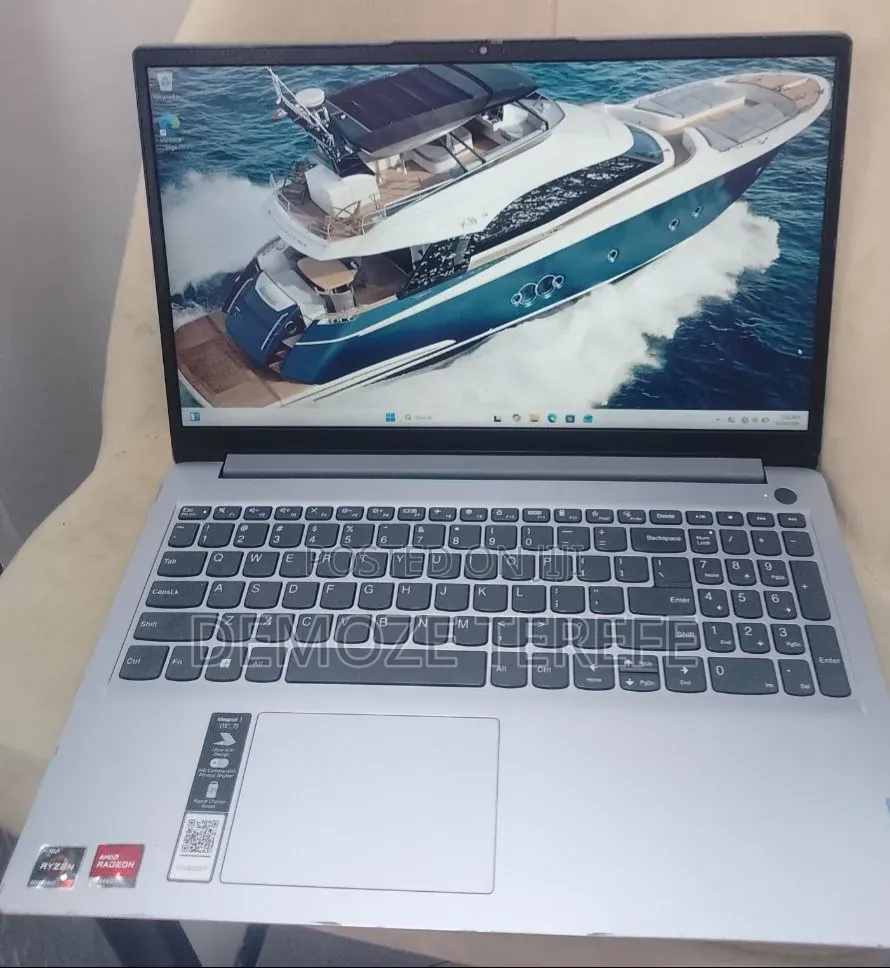 New Laptop Lenovo IdeaPad Flex 15 8GB AMD Ryzen 7 SSD 512GB