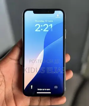 Apple iPhone XS 64 GB White