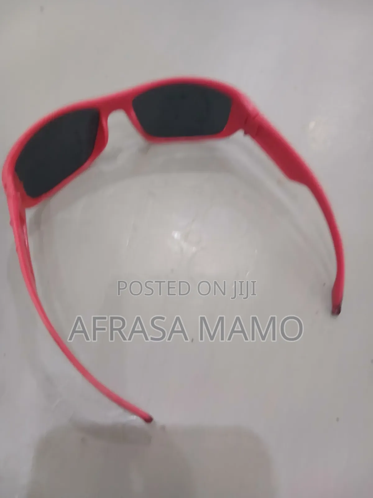 Used Red Glasses Good Qulity