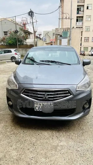Mitsubishi Attrage 2020 Gray