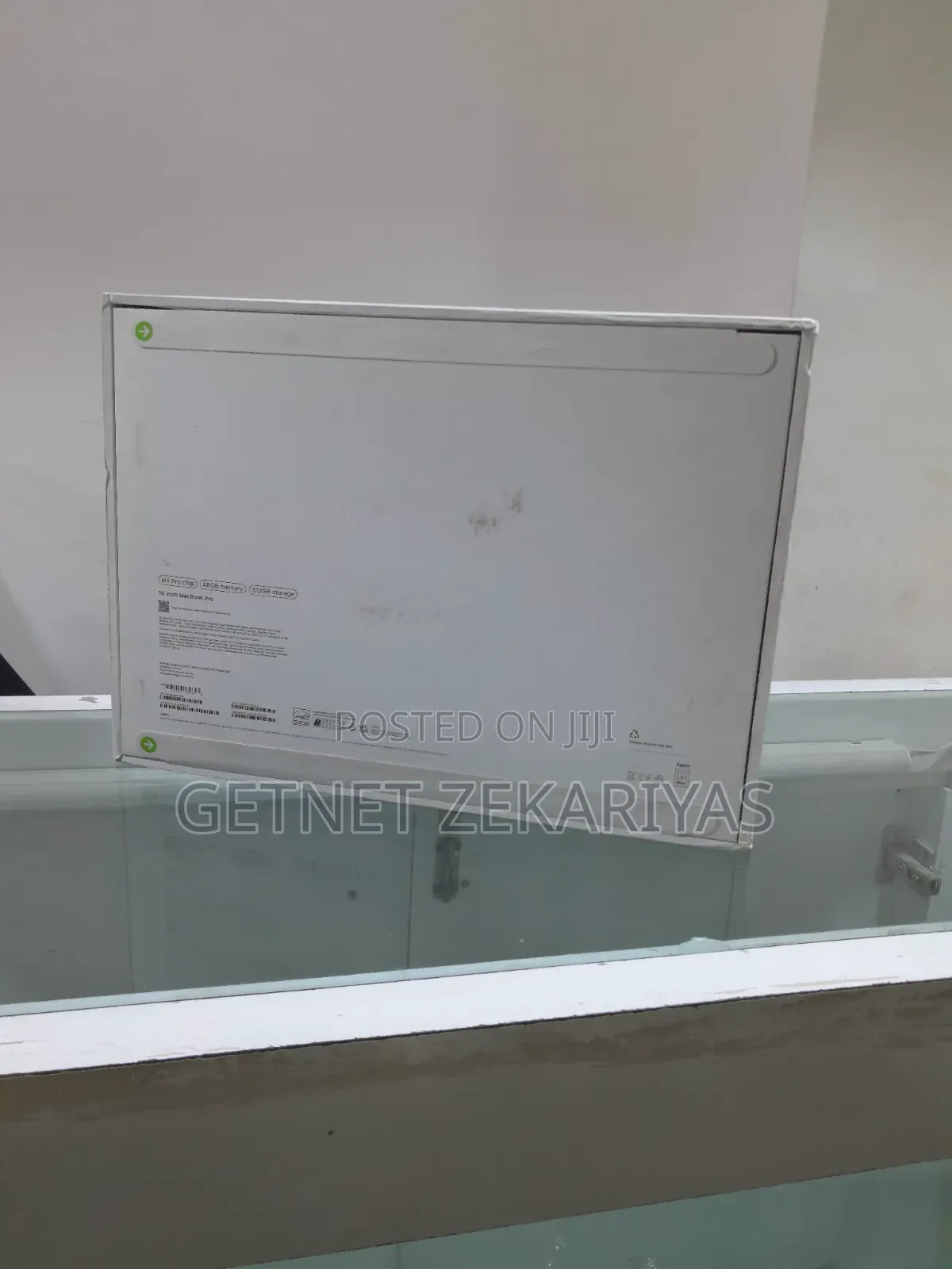 New Laptop Apple MacBook Pro 2024 M4 Pro 48GB Apple M4 Pro SSD 512GB
