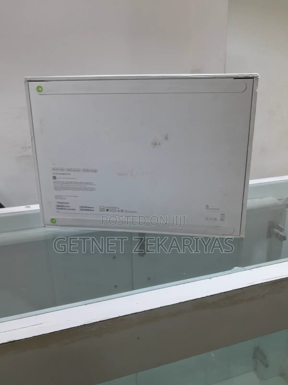 New Laptop Apple MacBook Pro 2024 M4 Pro 48GB Apple M4 Pro SSD 512GB