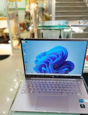 New Laptop HP 16GB Intel Core i5 SSD 512GB