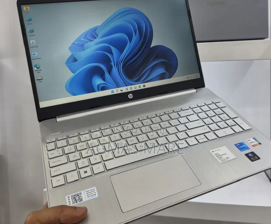 New Laptop HP Stream Notebook 16GB Intel Core i5 SSD 512GB