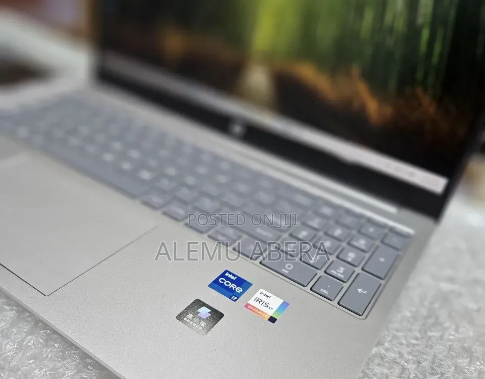 New Laptop HP 16GB Intel Core i7 SSD 1T