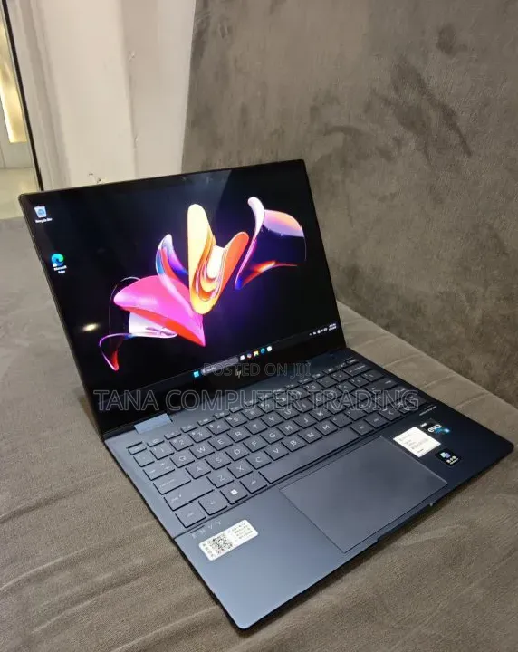 New Laptop HP Envy x360 16GB Intel Core i5 SSD 512GB