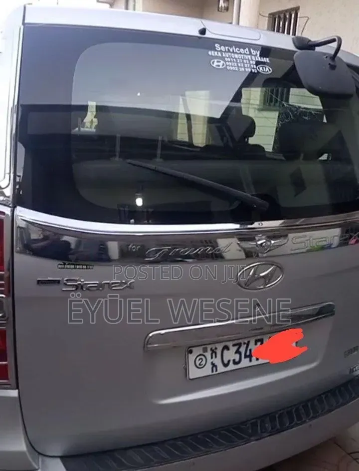 Hyundai H1 2.4 GLS 2010 Silver