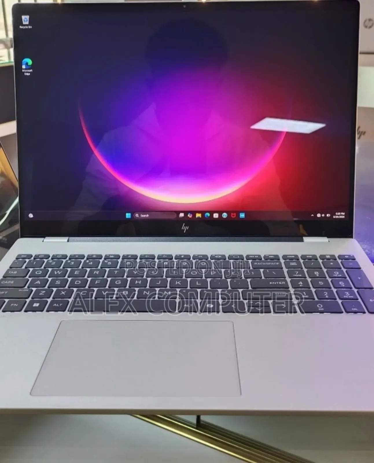 New Laptop HP OmniBook 7 14" 16GB Intel Core i9 SSD 1T