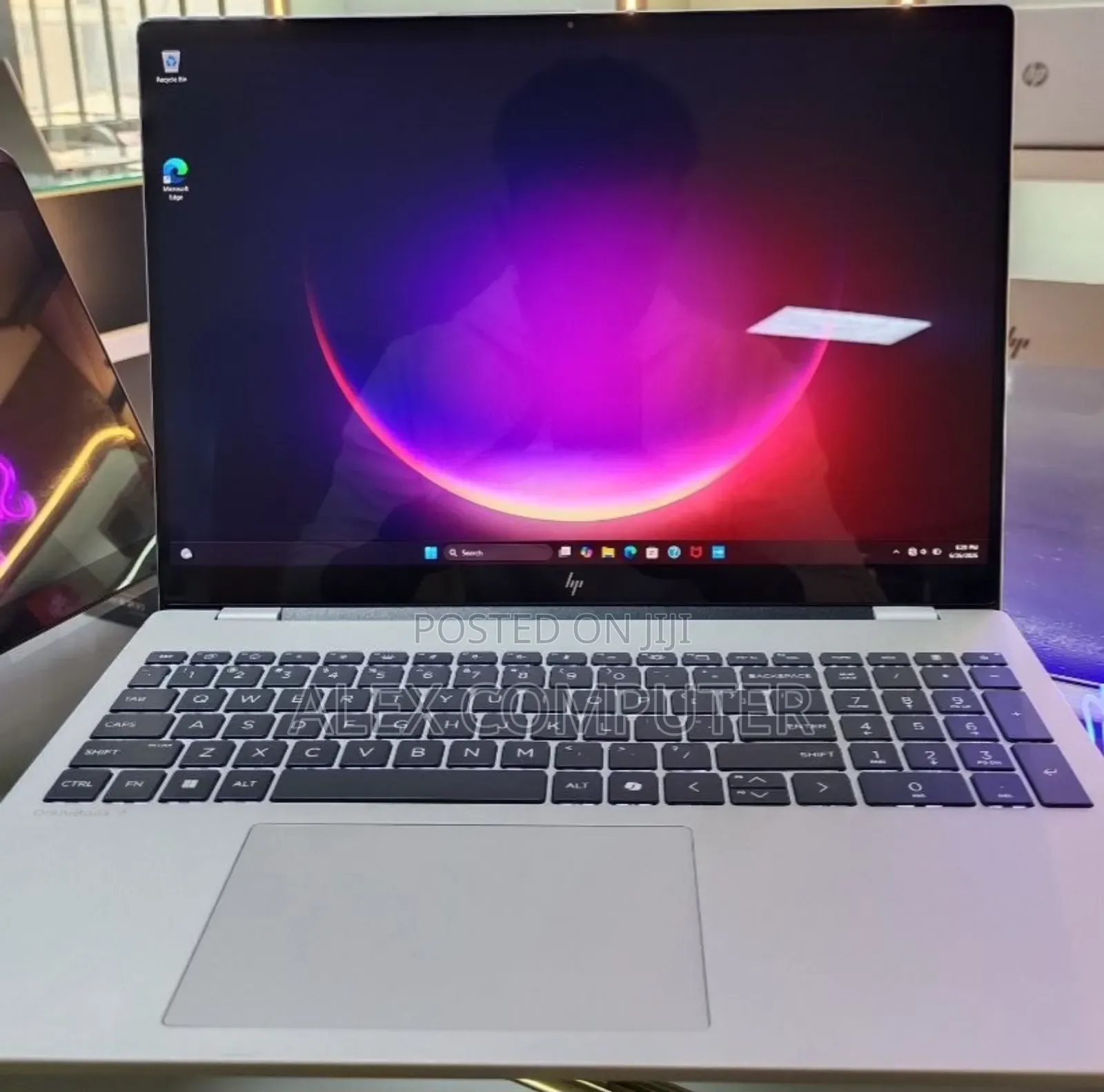 New Laptop HP OmniBook 7 14" 16GB Intel Core i9 SSD 1T