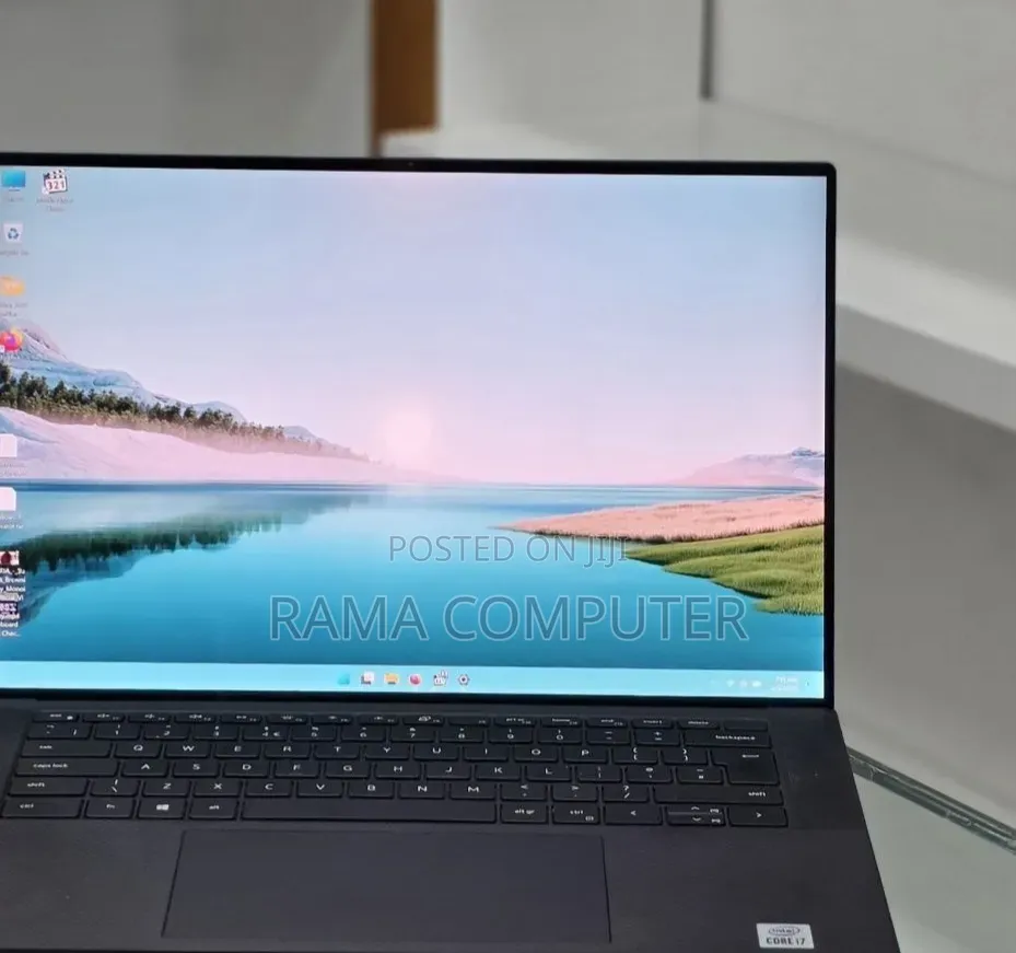 New Laptop Dell Precision 5550 16GB Intel Core i7 SSD 512GB