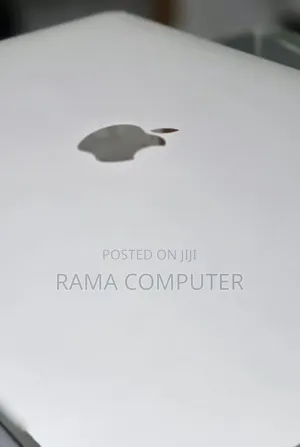 New Laptop Apple MacBook Pro 2019 16GB Intel Core i7 SSD 256GB