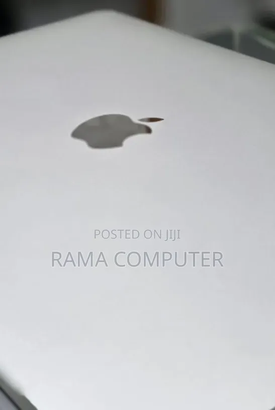 New Laptop Apple MacBook Pro 2019 16GB Intel Core i7 SSD 256GB