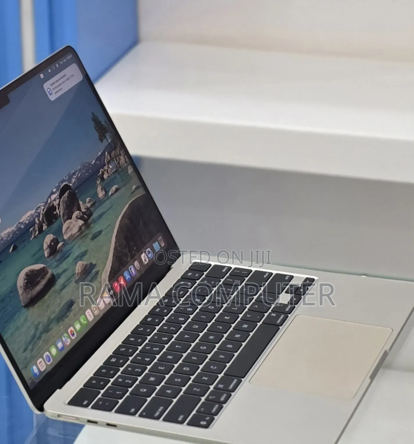 New Laptop Apple MacBook Air 2025 M4 16GB Apple M4 SSD 256GB