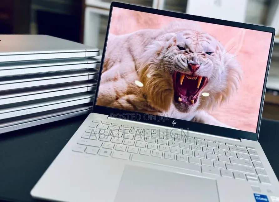 New Laptop HP Pavilion 14 16GB Intel Core i5 SSD 1T