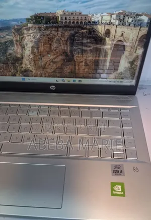 New Laptop HP Pavilion 14 16GB Intel Core i7 SSD 512GB
