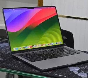 New Laptop Apple MacBook Pro 2023 M3 8GB Apple M3 SSD 512GB
