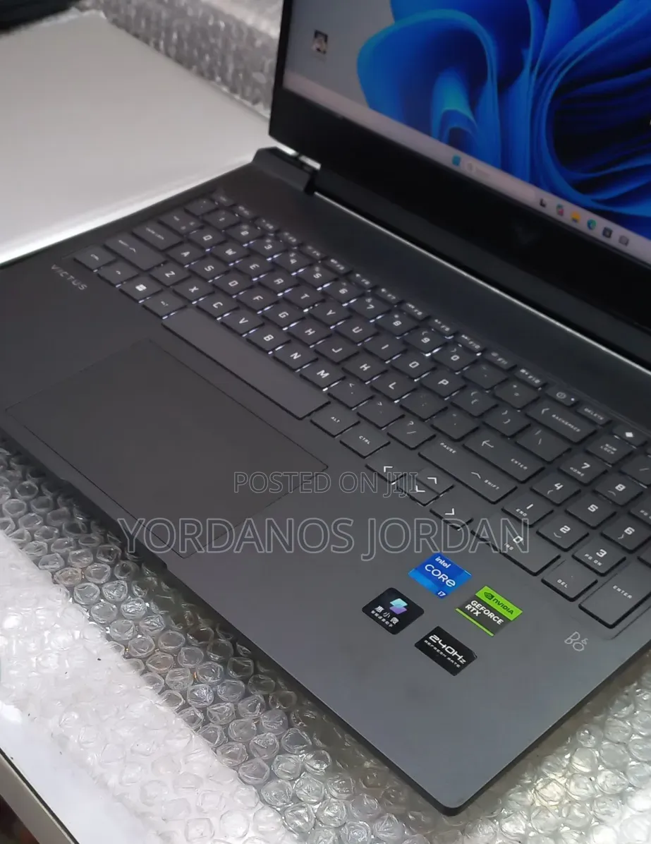 New Laptop HP Victus 16 16GB Intel Core i7 SSD 1T