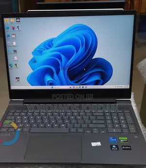 New Laptop HP Victus 16 16GB Intel Core i7 SSD 1T