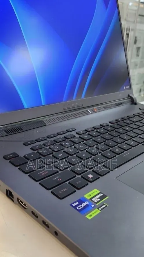 New Laptop Asus ROG Strix G18 32GB Intel Core Ultra 9 SSD 2T