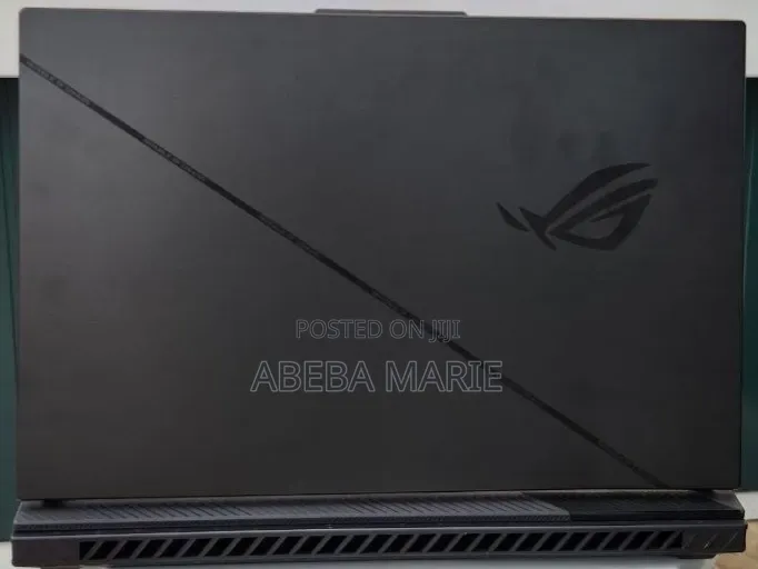 New Laptop Asus ROG Strix G18 32GB Intel Core Ultra 9 SSD 2T
