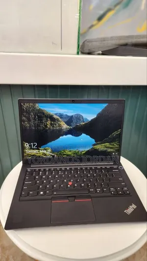New Laptop Lenovo ThinkPad E14 Gen 4 16GB Intel Core i7 SSD 512GB