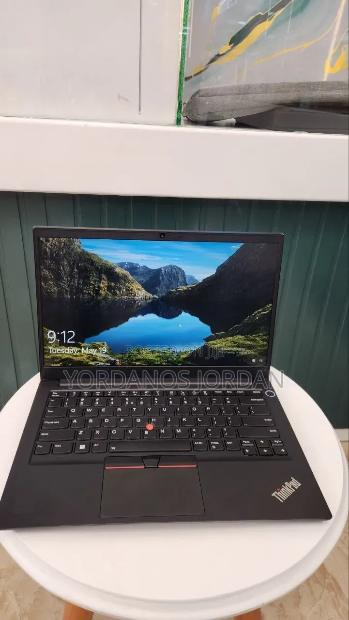 New Laptop Lenovo ThinkPad E14 Gen 4 16GB Intel Core i7 SSD 512GB