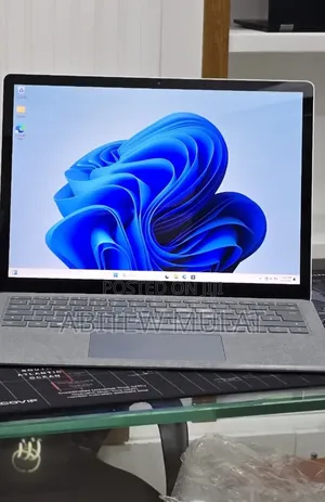 New Laptop Microsoft Surface Laptop 3 16GB Intel Core i7 SSD 512GB