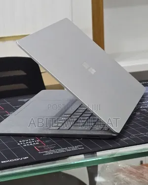New Laptop Microsoft Surface Laptop 3 16GB Intel Core i7 SSD 512GB