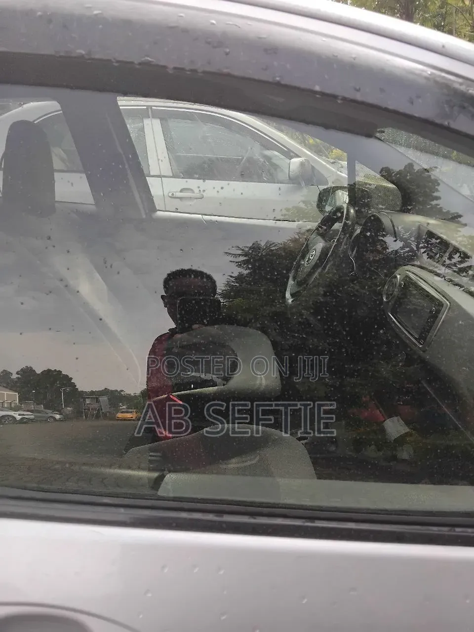 Toyota Yaris 2011 Off white