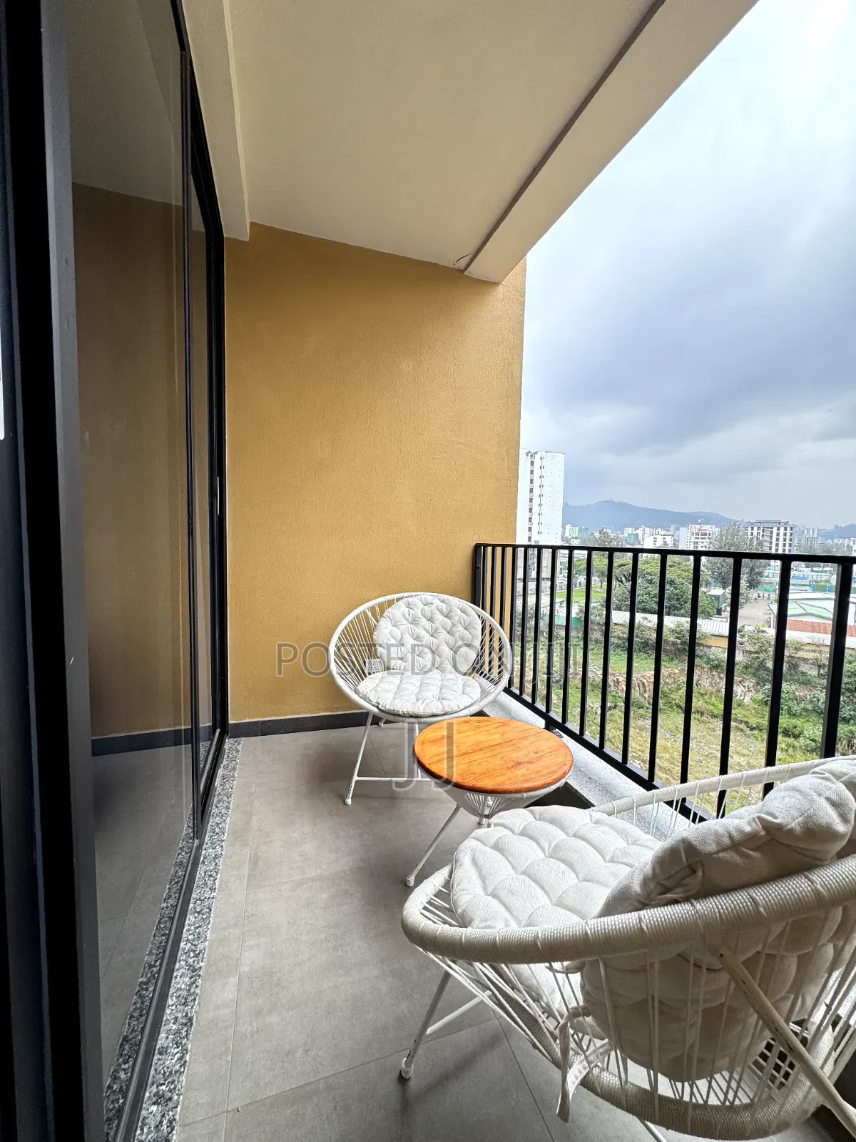 Furnished 3bdrm Apartment in Kirkos for rent