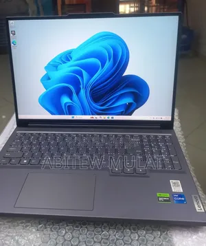 New Laptop Lenovo Legion 5 16GB Intel Core i7 SSD 1T