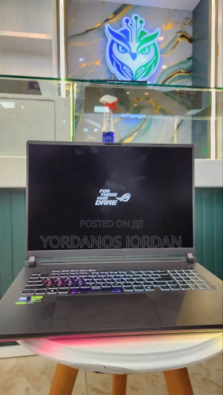 New Laptop Asus ROG Strix G18 32GB Intel Core Ultra 9 SSD 2T